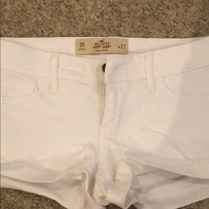 hollister white shorts